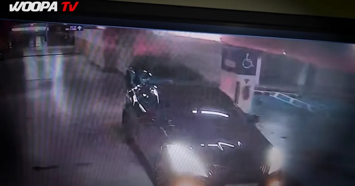 10억짜리 슈퍼카를 박은 택배기사 용서해준 유튜버