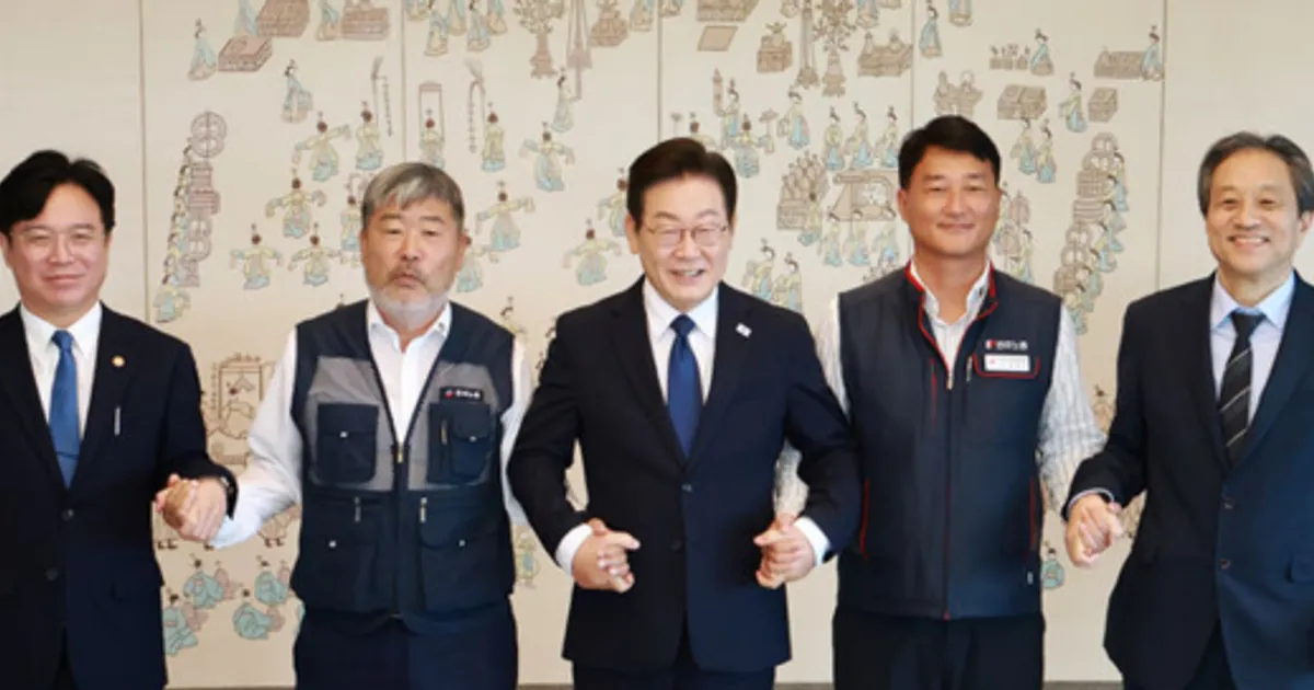 양대노총 만난 이재명 대통령, "노사 대화해서 오해 풀어야"