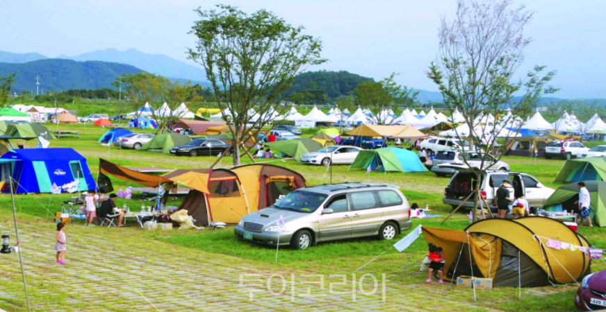 함안 강나루오토캠핑장/사진-경남도 