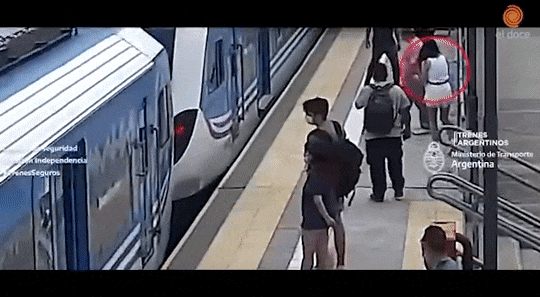 bt9535e51fb1403bf51512247c60d0c780.gif