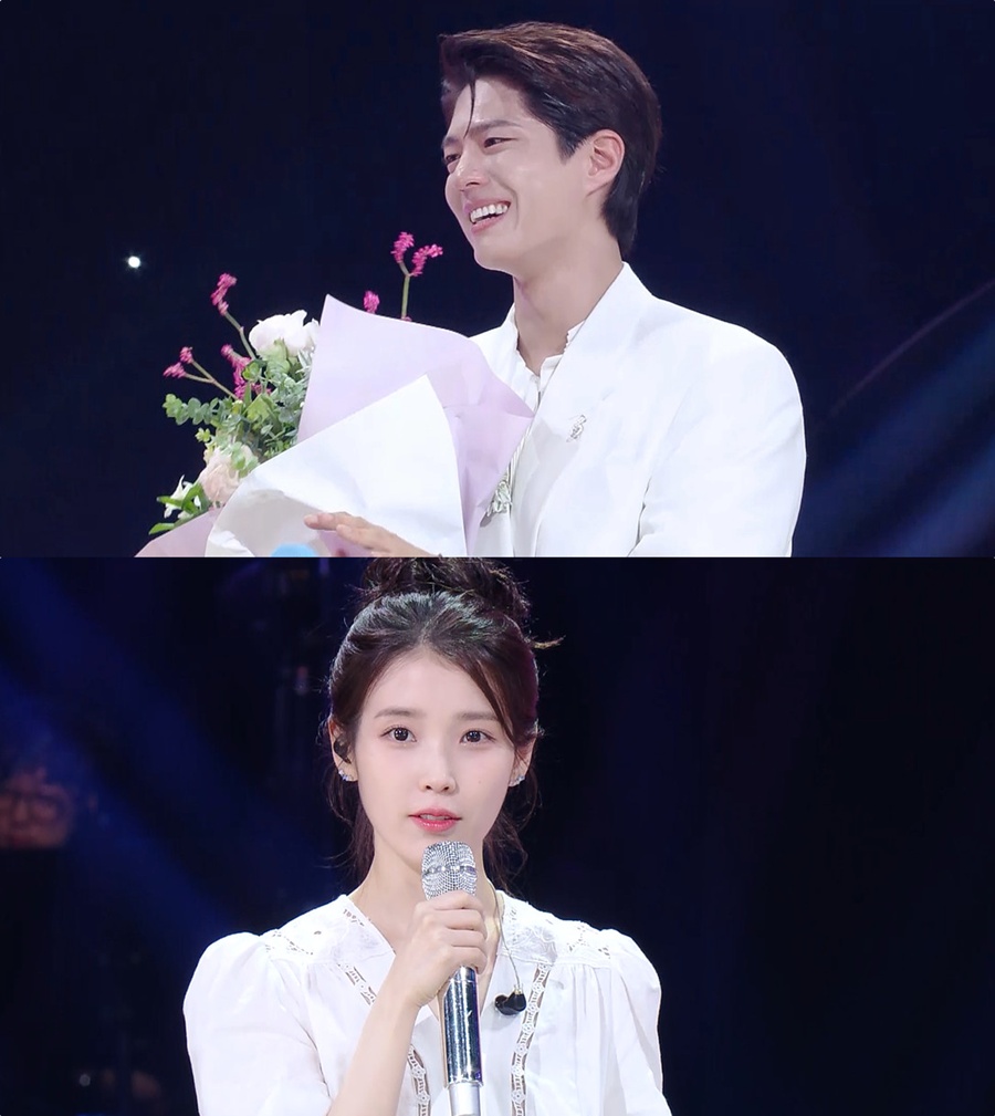 아이유, 박보검 손 잡고 노래…'칸타빌레' 마지막 방송에 선물처럼 등장