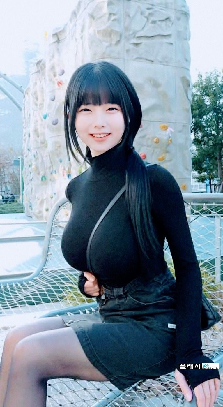 데이트 룩 중에 이 보다 좋은 것 없다.