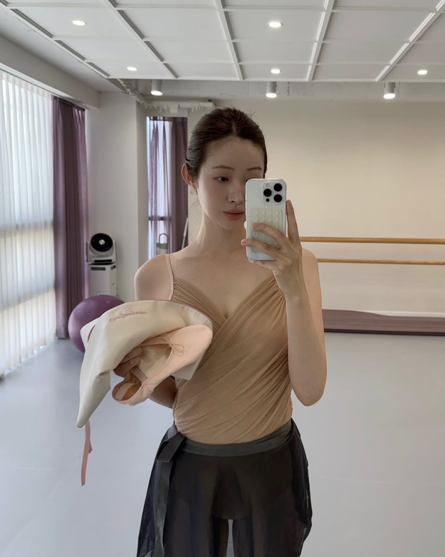 하정우 반할 만…'열애 중' 차정원, 발레룩에 고스란히 드러난 늘씬 자태