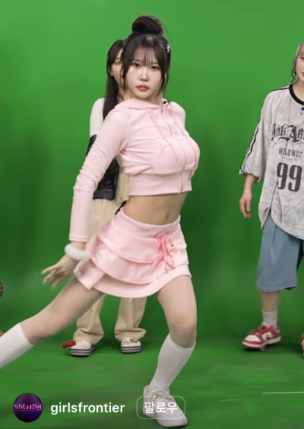 400457f3015a9e48d60a22c9503bd818404f1e9300c5a7e8b95fa0c5b65827a6.png