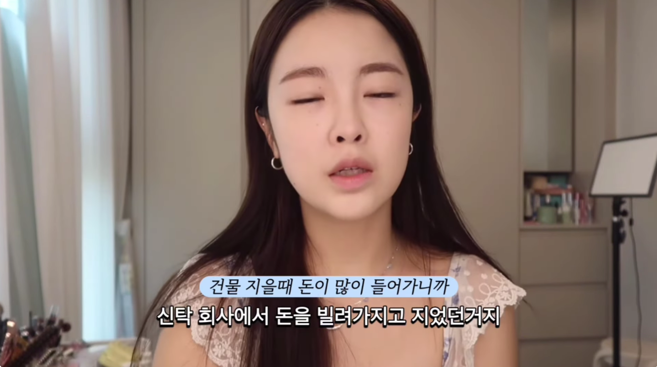 d8f82cf28e65fb4792632be778726b47c2513546d1ee45586660aaf590c216d6.png