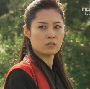 태왕사신기 문소리.png 야인시대만큼 큰 충격을 주었던 배우 전환 장면들