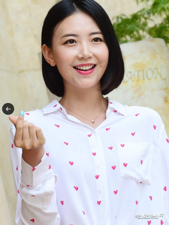 82f0d9fc48850ab73a34134f973715c356fedce0ce879ba2c4abc382fd7550fc.png