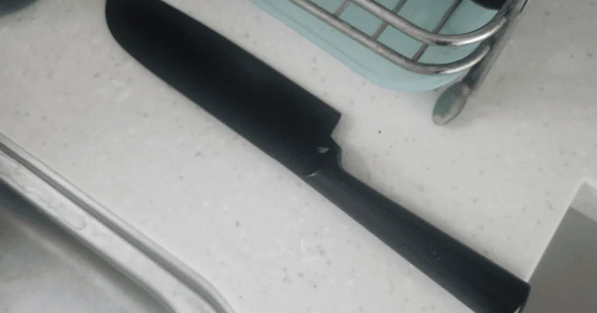 주방에 "칼 보관 이렇게 하지마세요" 집안에 화가 찾아옵니다.