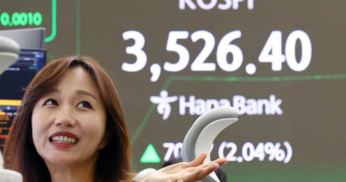 코스피, 사상 처음 3500 돌파…삼성전자·SK하이닉스 '쌍끌이'