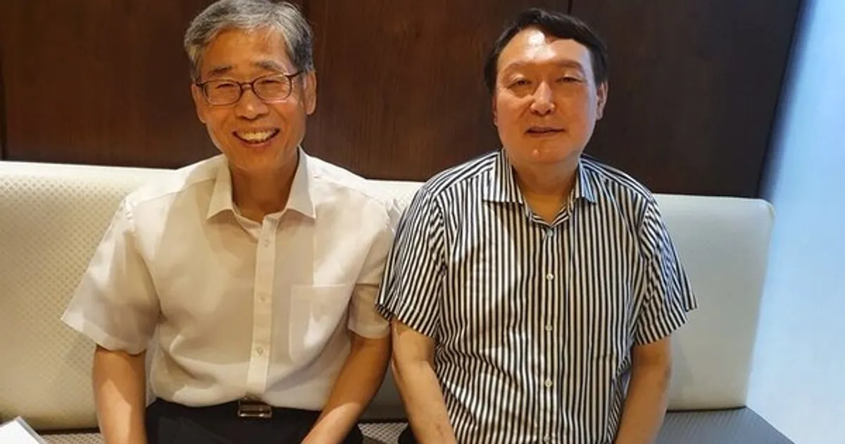 "더럽게 사나운 팔자"…신평, 지방선거 출마 권유에 '고민 중'