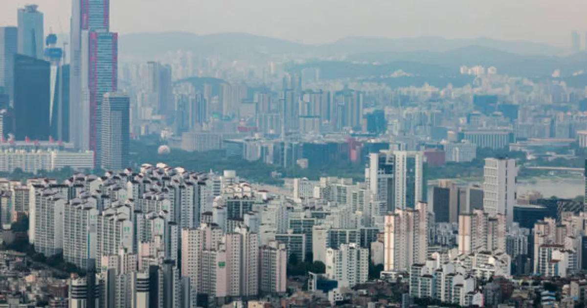정부, 이르면 내주 추가 부동산 정책 발표 검토…추가 부동산대책 만지작