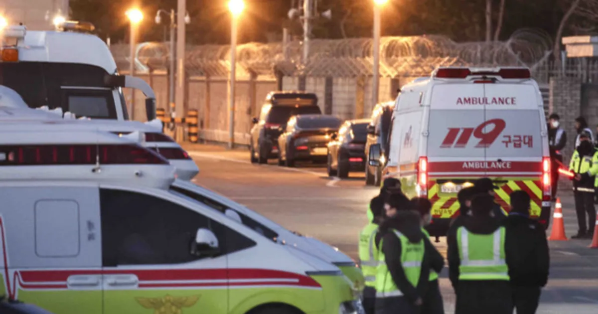 환자 골든타임 위협하는 구급차 '길막'…과태료 최대 2배까지 올린다