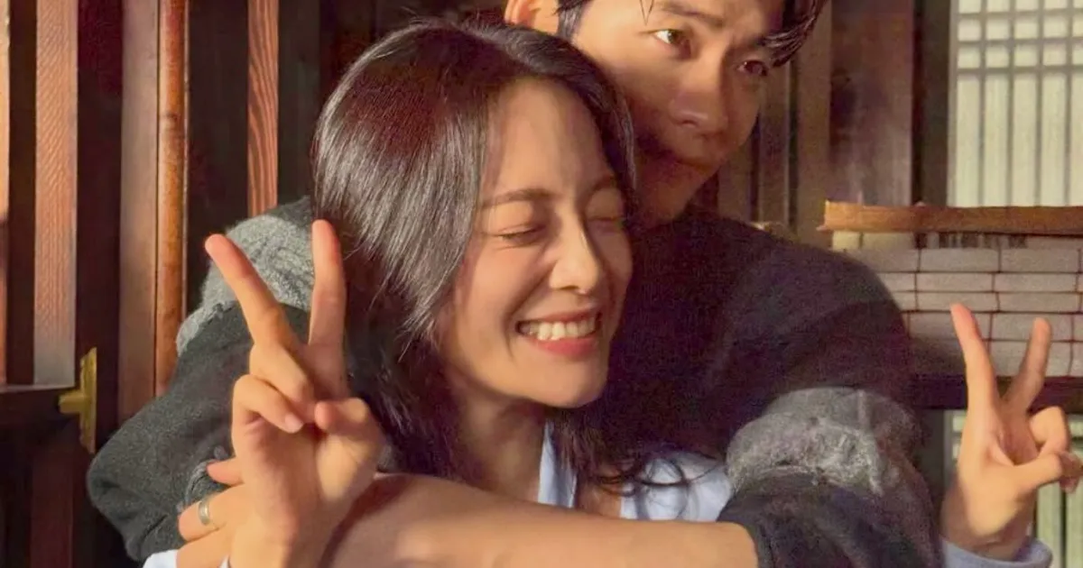 강태오, 김세정과 공개 열애인가요? 밀착 백허그에 '이강달'달 호흡