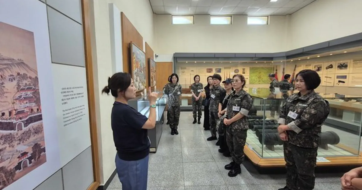해군, 진해구 여성예비군분대 안보현장 견학 실시