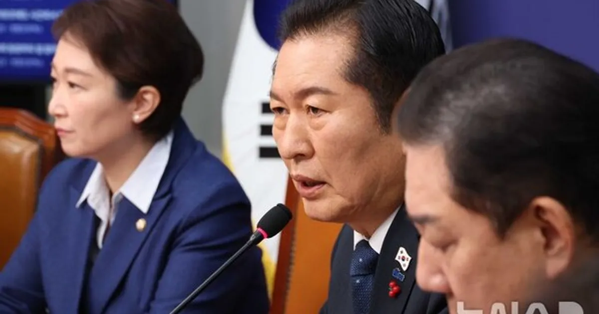 與 "尹·국힘 전체가 암덩어리…조희대 태도 기가 찬다"(종합)