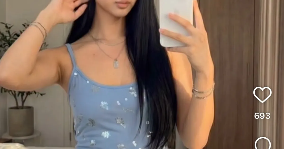 너무 잘생겨서 화제인 태국 트젠 남자시절 모습