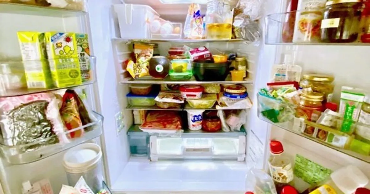 냉장고 "문쪽에 보관하면 미생물 폭증하는 음식" 당장 빼세요