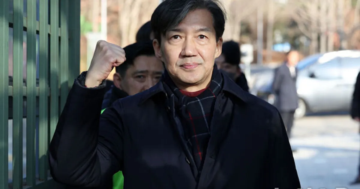 '광복절 특사' 조국, 향후 정치 행보는?…당대표 복귀, 서울·부산시장 출마 거론