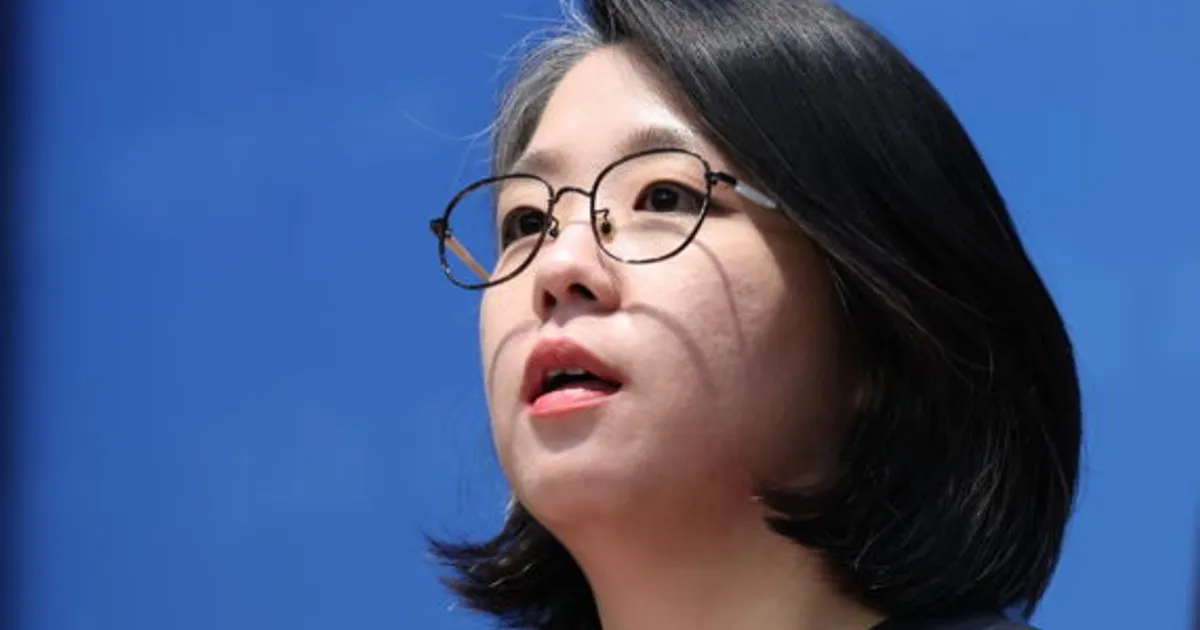 용혜인 “의원직 사퇴 안 한다…비례의원에만 다른 잣대 동의 못해”
