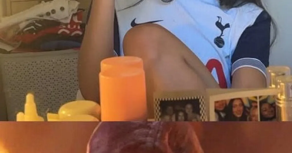 부끄러움을 무릎쓰고 찍은 사진.