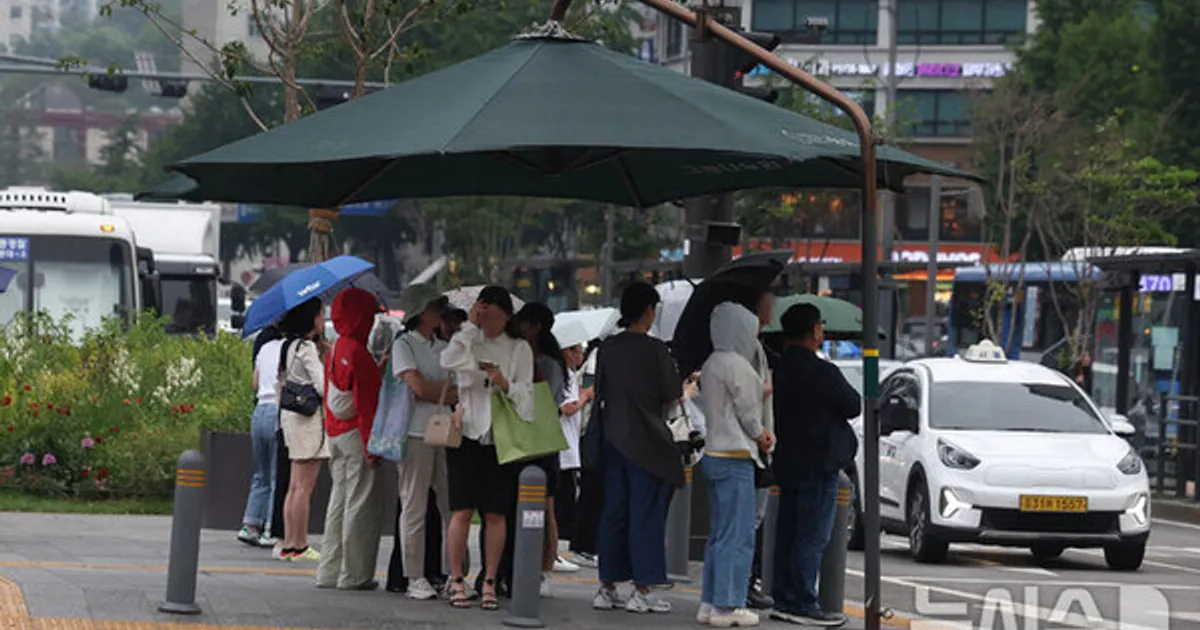 서울·인천, 경기·강원 일부 호우특보…"시간당 30~50㎜ 강한 비"