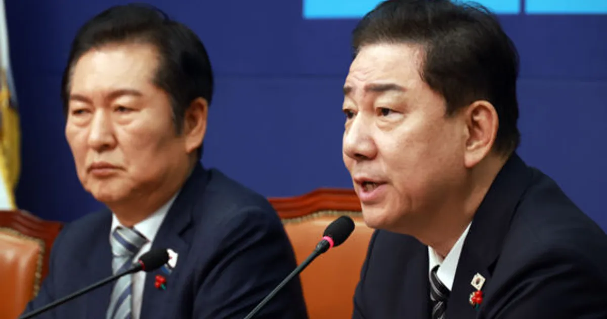 김병기, 국힘에 "통일교 특검 하자…정교 유착·불법 정치자금 등 여야 모두 포함 제안"