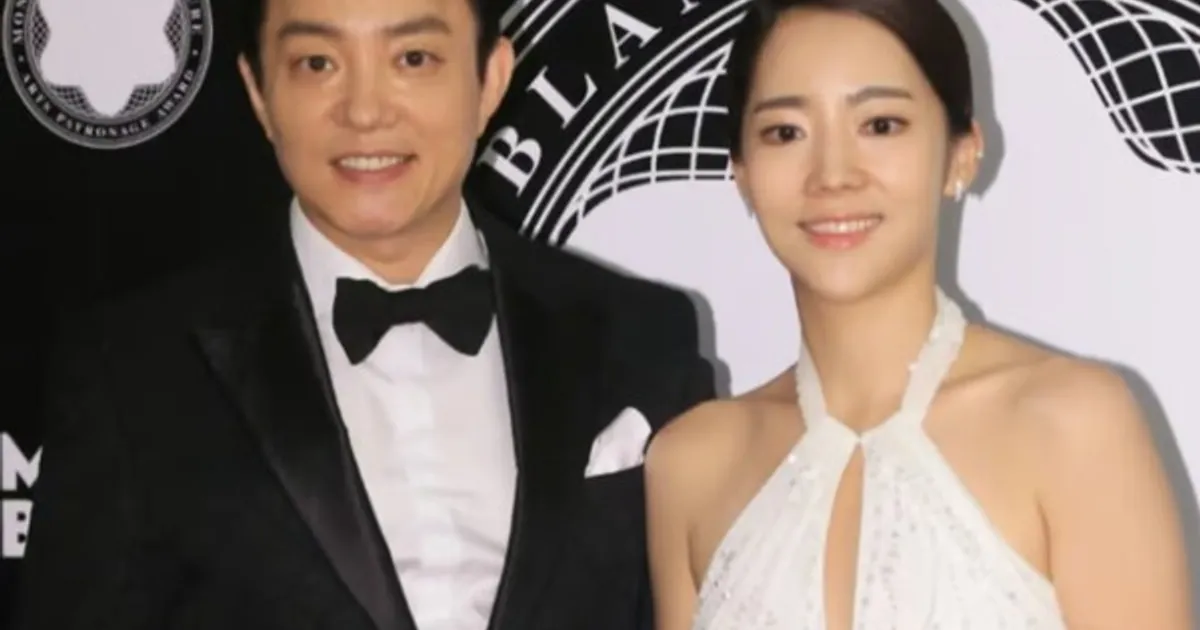 이범수·이윤진, 파경 2년 만에 원만한 합의 이혼… "자녀 위해 서로 응원하기로"