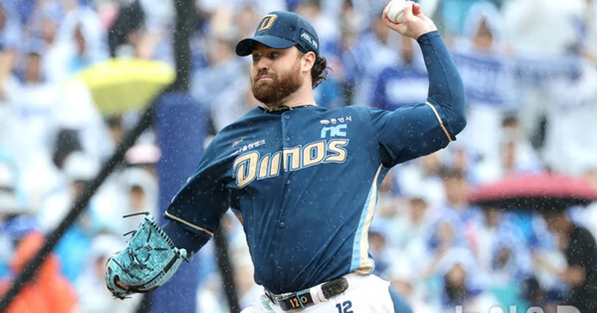 1회 4볼넷 난조→5이닝 퍼펙트…NC 로건, 6이닝 2실점(종합)[WC]