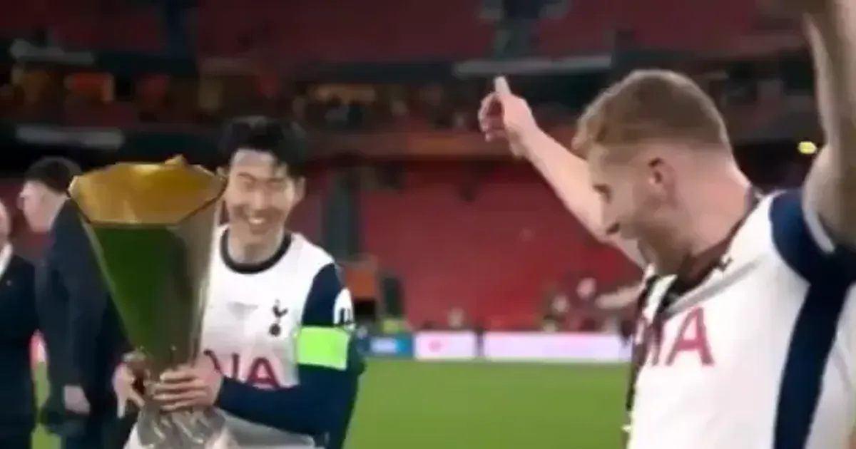 토트넘 24-25유로파 우승 컵 세레머니+폭죽 개인편집 프로필~~